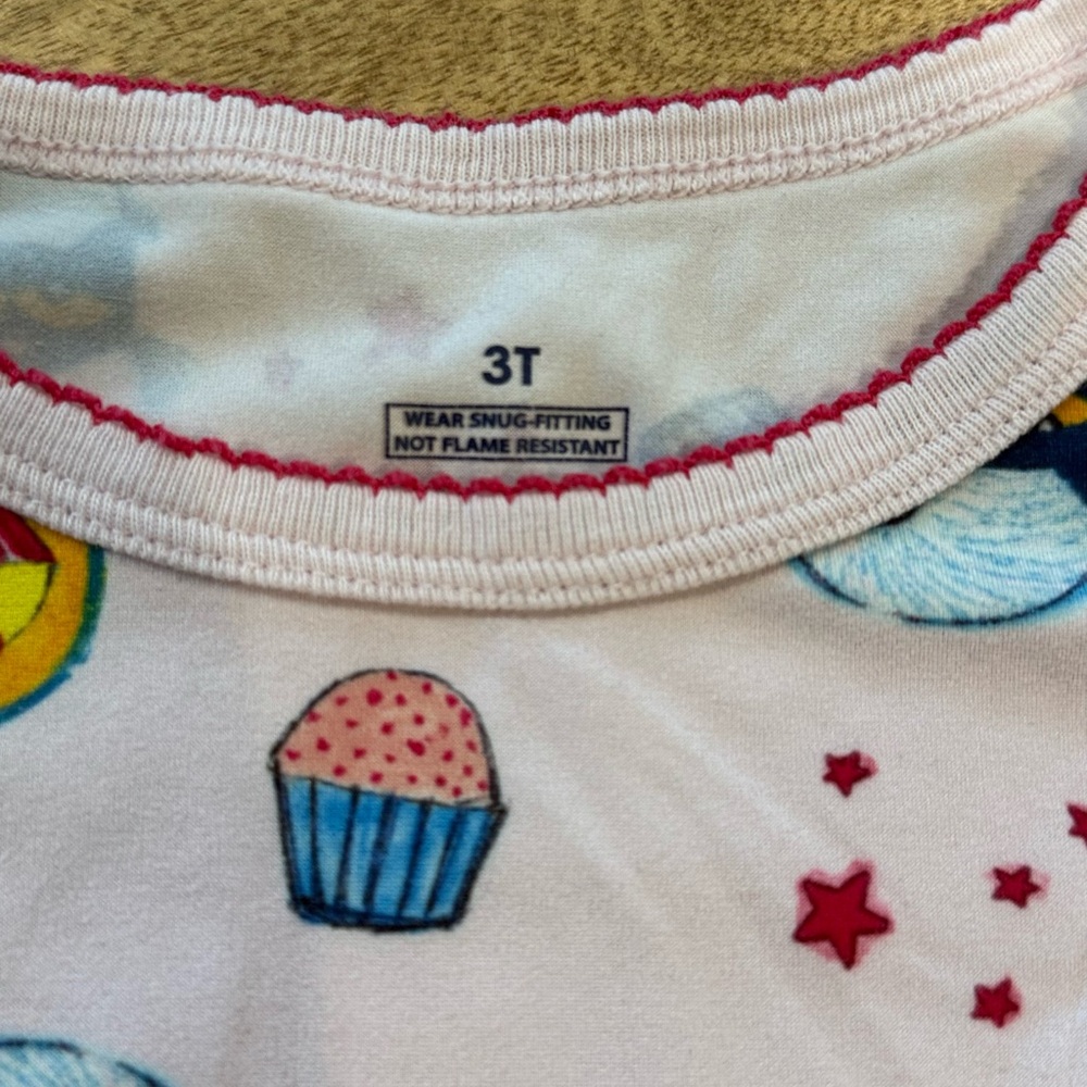 Pete the Cat Groovy Kids Pajamas - White with Red and Blue Accents - Picture 3 of 5